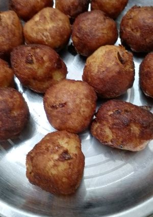 कटलेट (cutlet recipe in Hindi) रेसिपी मुख्य फोटो