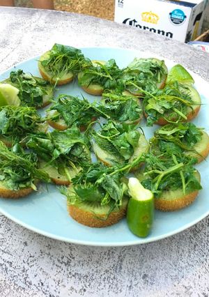 A picture of Kiwi Salad.