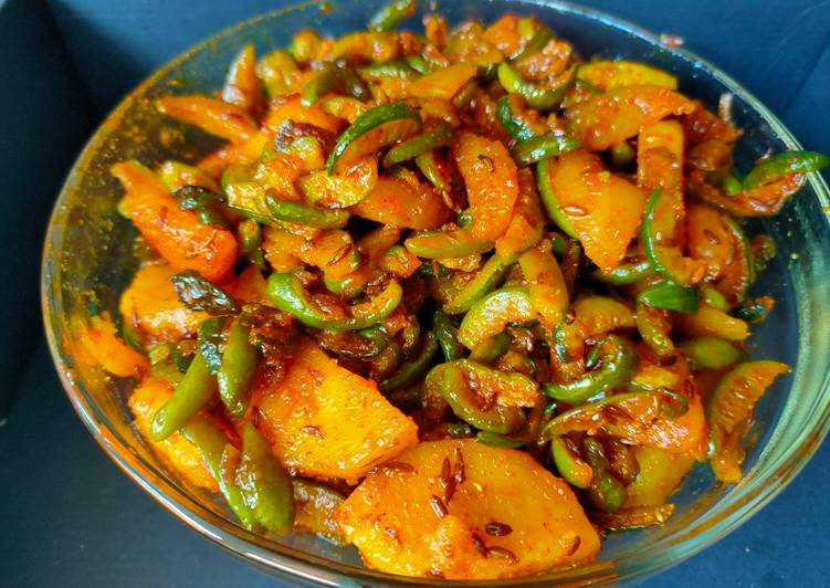 Guide to Make Tindola bataka nu shak (gourd with potato sabzi)