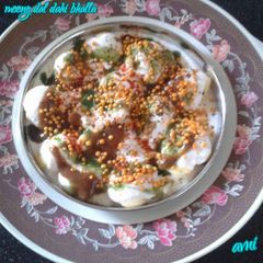 A picture of Yellow Moong Dal Dahi Bhalla.