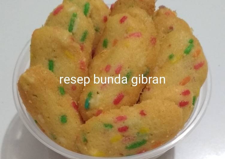 Alat Rumah Tangga Dan Pekakas