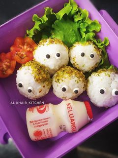 Foto resep Nasi Kepal Isi Abon (Bento Sederhana)