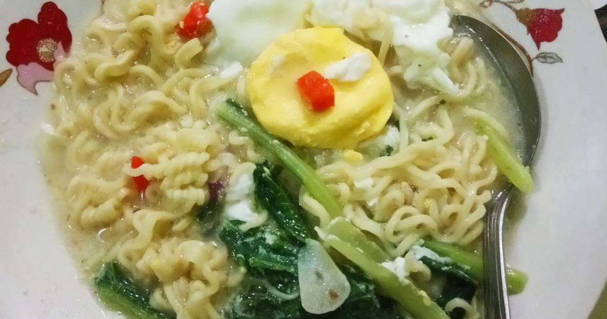  Resep  Mie  Instan Tumis Spesial Pake Telur  dan  Sayur oleh 