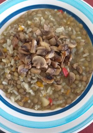 Una foto de Lentejitas con champiñones