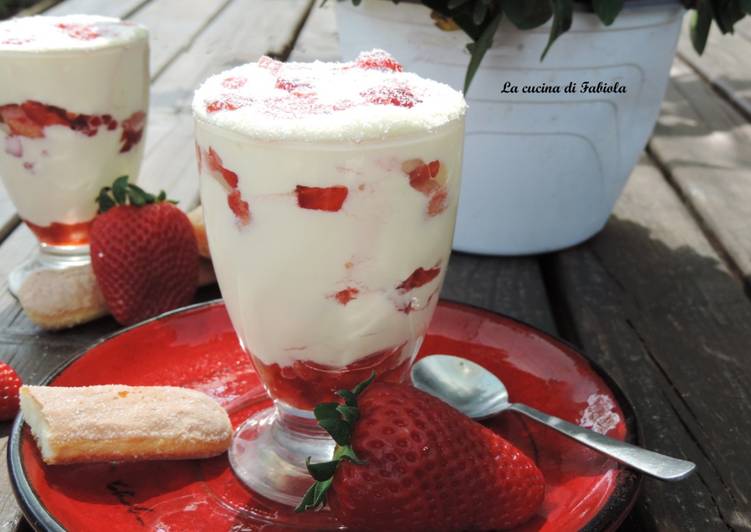 Tiramisù alle fragole