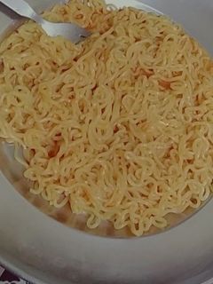 मसाला मैगी (Masala maggi recipe in hindi) रेसिपी मुख्य फोटो