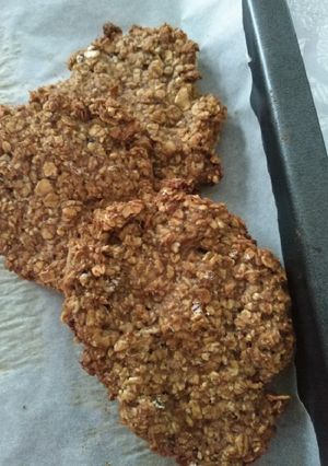 Egyszerű zabpehelykeksz recept fotója