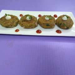 Brown chickpea (kala chana) patties/ tikki A picture of Brown chickpea (kala chana) patties/ tikki.