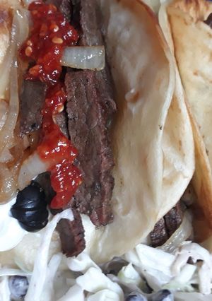 A picture of Leftover Steak with Onions.