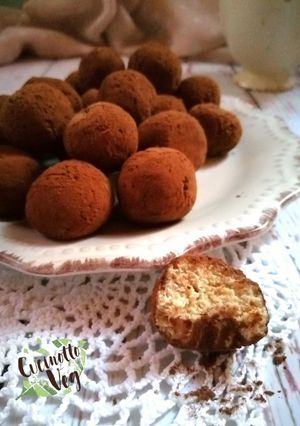 A picture of Vegan Tiramisu Truffles.