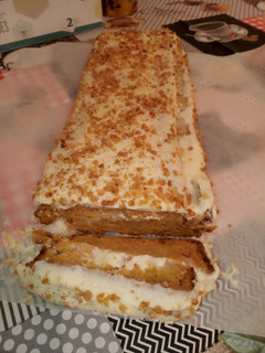 Foto principal de Tarta de zanahoria con crema de naranja en robot MC