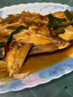 紅燒剝皮魚 的食譜成品照片