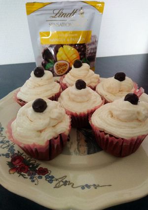 Une photo de Cupcakes chocolat à la ganache au chocolat blanc pamplemousse