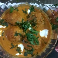 A picture of Malai kofta.