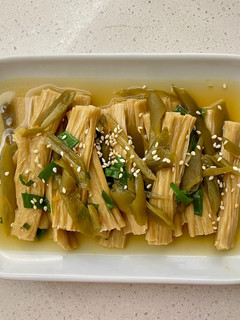 腐皮剝皮辣椒［蔬食］ 的食譜成品照片