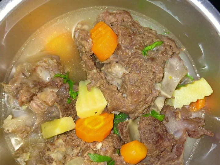 Langkah Gampang Membuat Resep Sup buntut sapi Anti Ribet, Mantap Sekali