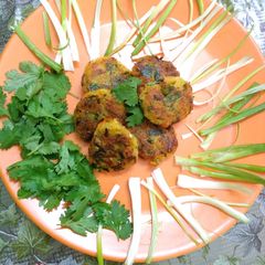 A picture of Vegetable fritters.