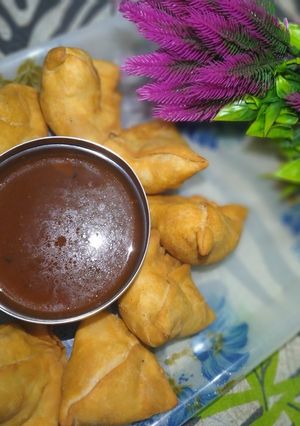 समोसे रेसिपी मुख्य फोटो