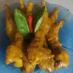 Ceker Bumbu Koneng Ala Emak 😋 রেসিপির প্রধান ছবি