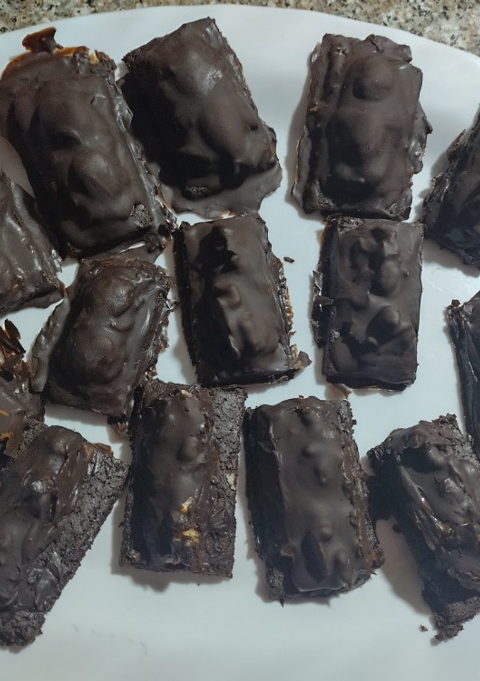 Una foto de ~Barritas de choco y dulce de leche keto~ 🍫