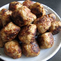 A picture of IKEA-inspired Meatballs.