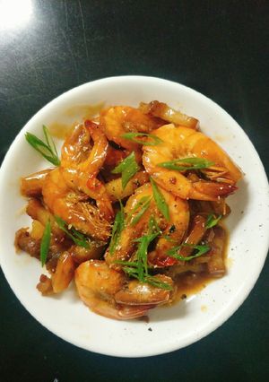 Hình của món Tôm ram thịt.