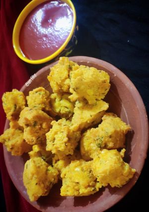 A picture of Chana Dal ka pakora.