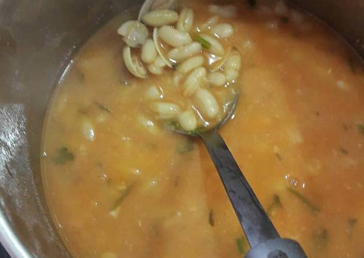 Alubias con almejas