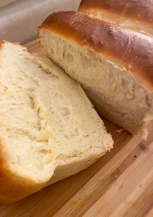 A picture of Fluffy Milk Bread 🍞.