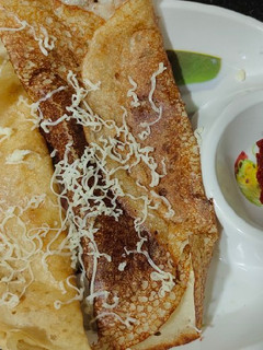 ચીઝ ઢોસા(cheese Dosa Recipe in Gujarati) રેસીપી મુખ્ય ફોટો