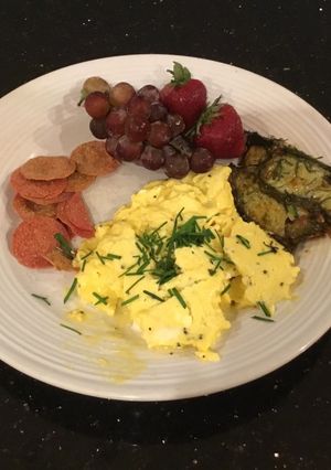 A picture of Velvet Scambled Eggs.