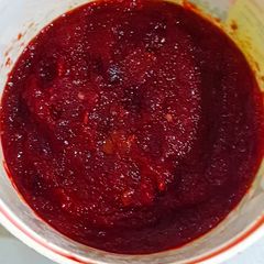 A picture of Homemade ketchup.