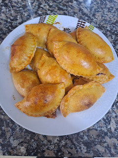 Una foto de Empanadillas de salmón de masa rápida