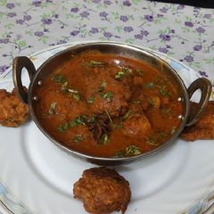 A picture of Kofta gravy.