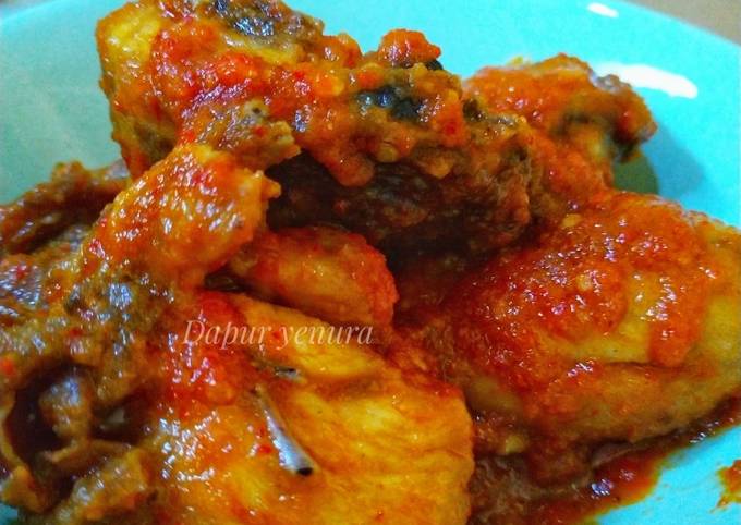 Resep buat Ayam Bumbu balado dapur yenura  sempurna