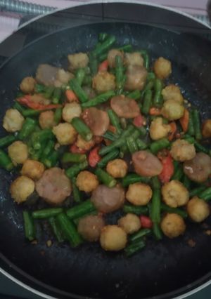 Foto resep Tumis kacang panjang bakso masak cepat