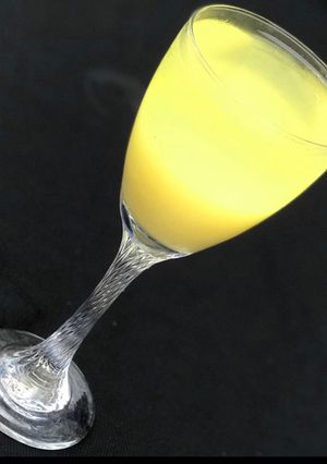 A picture of Ginger Lemonade.