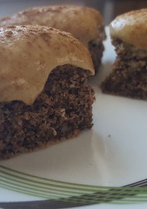Kávékrémes-diós szelet (cukor és lisztmentes) recept fotója