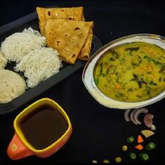 A picture of Rava Idiyappam & Paya.