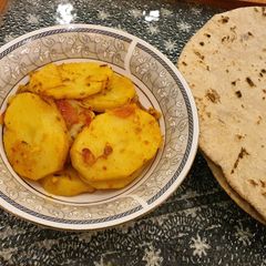 آلو کی بھجیا A picture of آلو کی بھجیا.