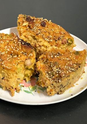 A picture of Handwa(Rice cake).