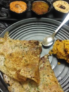 रवा दोसा (Rava Dosa recipe in hindi) रेसिपी मुख्य फोटो