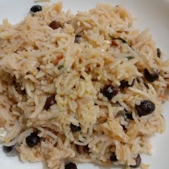 A picture of Chana Pulao.