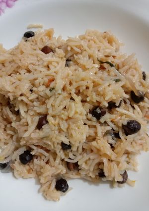 A picture of Chana Pulao.