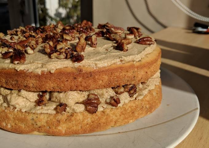 Pecan layer cake