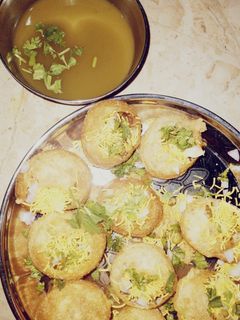 પાણીપુરી (Panipuri Recipe In Gujarati) રેસીપી મુખ્ય ફોટો