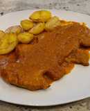 Escalopines de ternera en salsa de pimientos y tomate