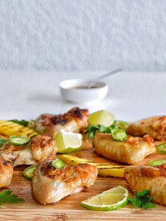 Una foto de Alitas de Pollo al estilo Hawaiano | @DarixLAB
