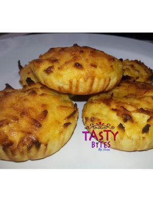 A picture of Coconut macaroons.