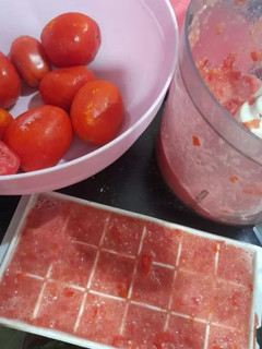 A picture of Tomatoes paste.